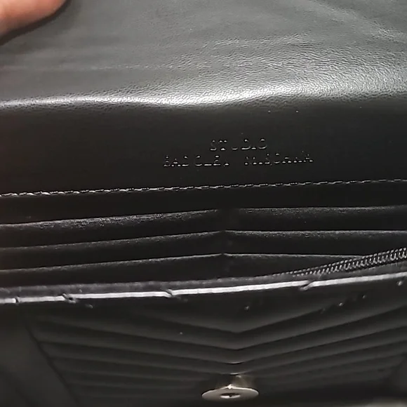 Black quilting center crossbody by Badgley Mischa - Picture 6 of 9